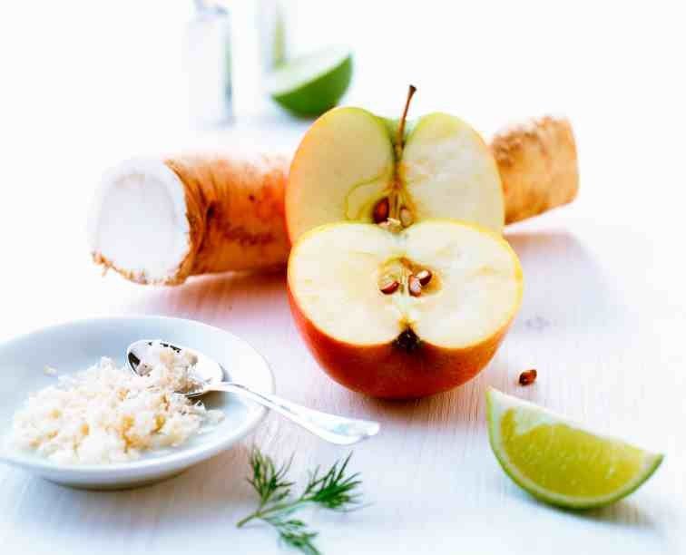Apfel-Meerrettich-Dip