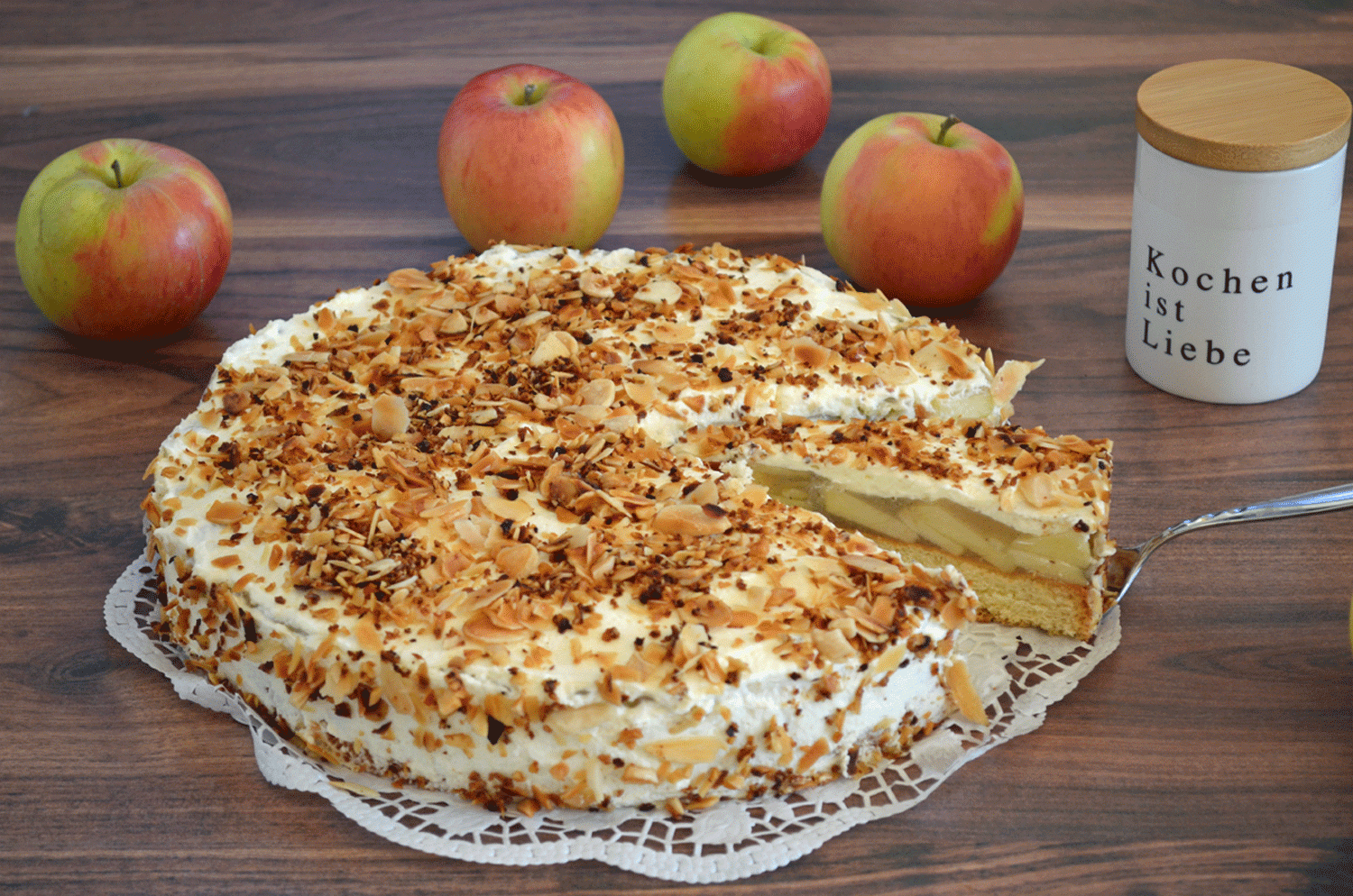 Apfelcremetorte