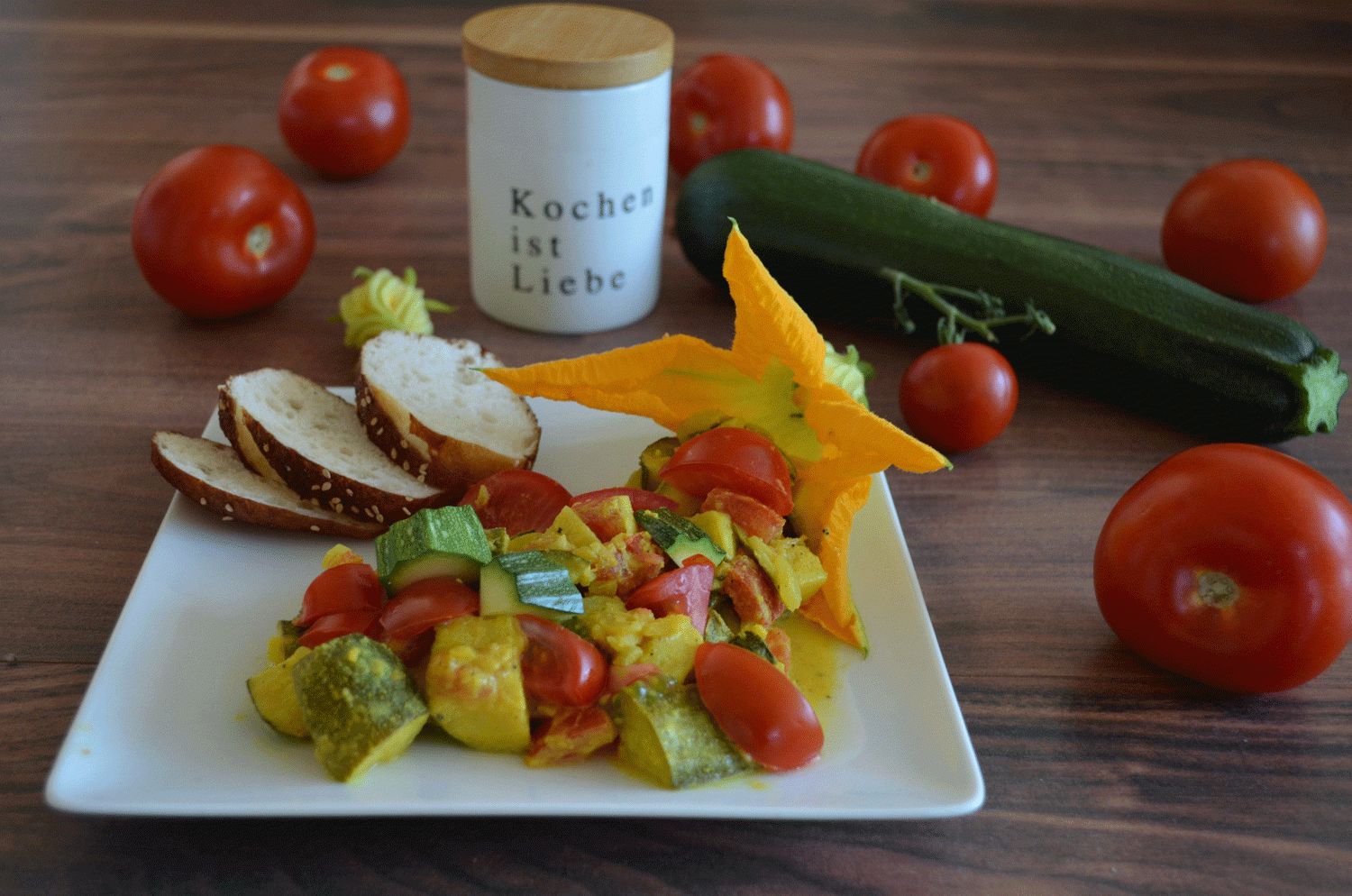Tomaten-Zucchini-Curry