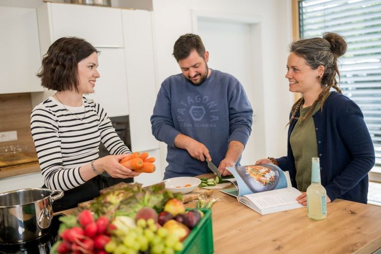 Gemeinsam_kochen verkl..jpg